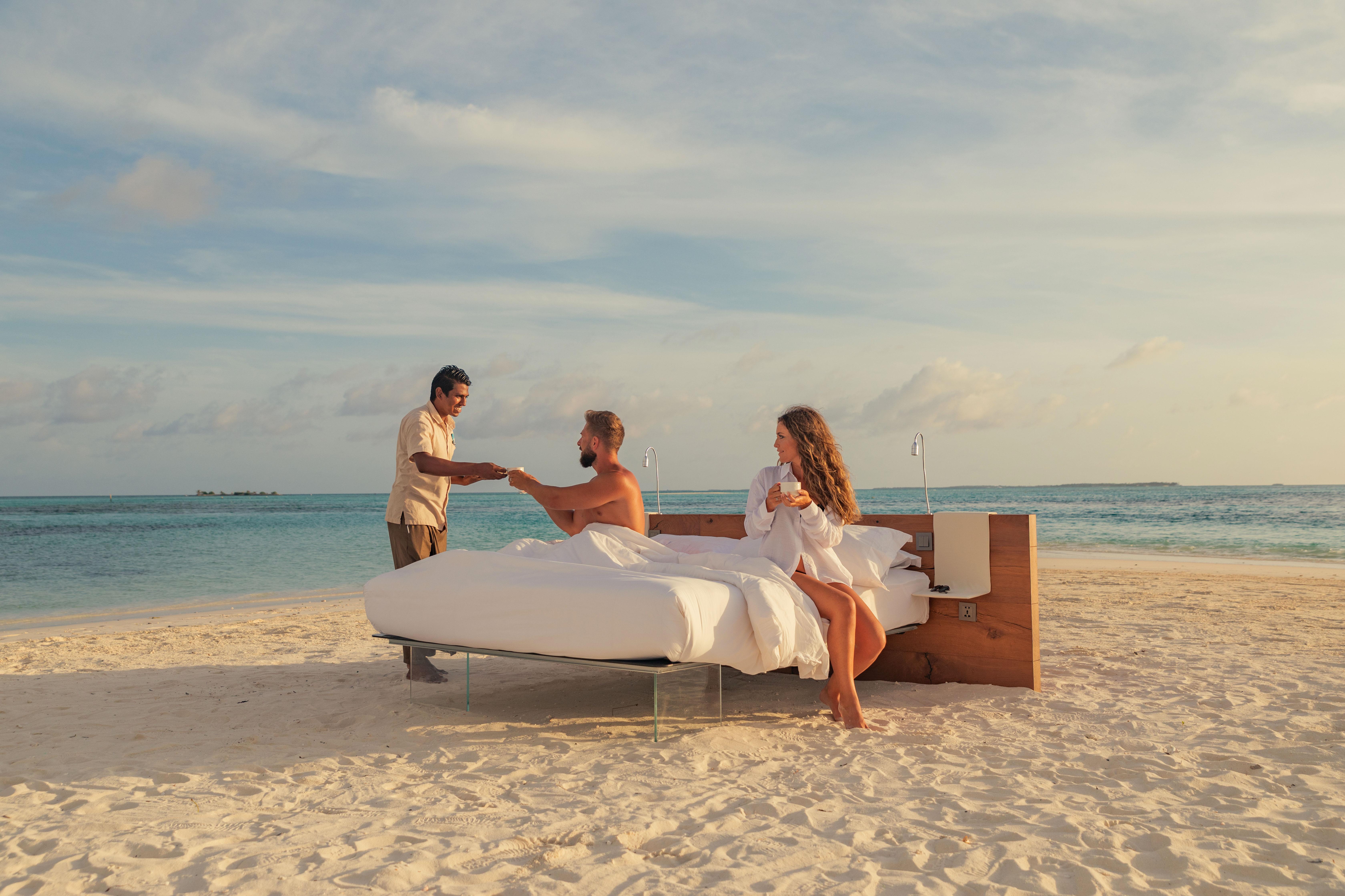 Отель Cocoon Maldives Kurendhoo Экстерьер фото