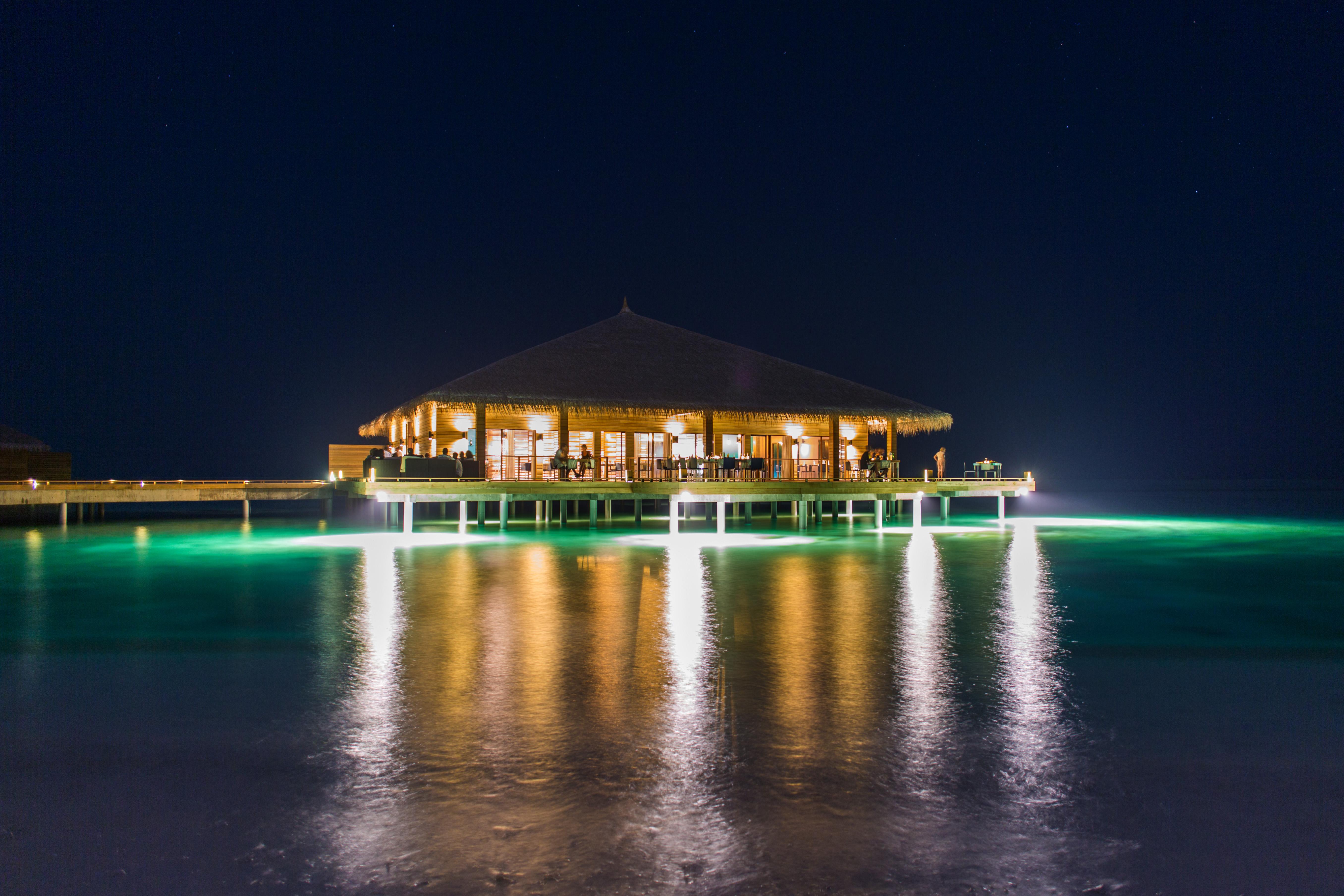 Отель Cocoon Maldives Kurendhoo Экстерьер фото