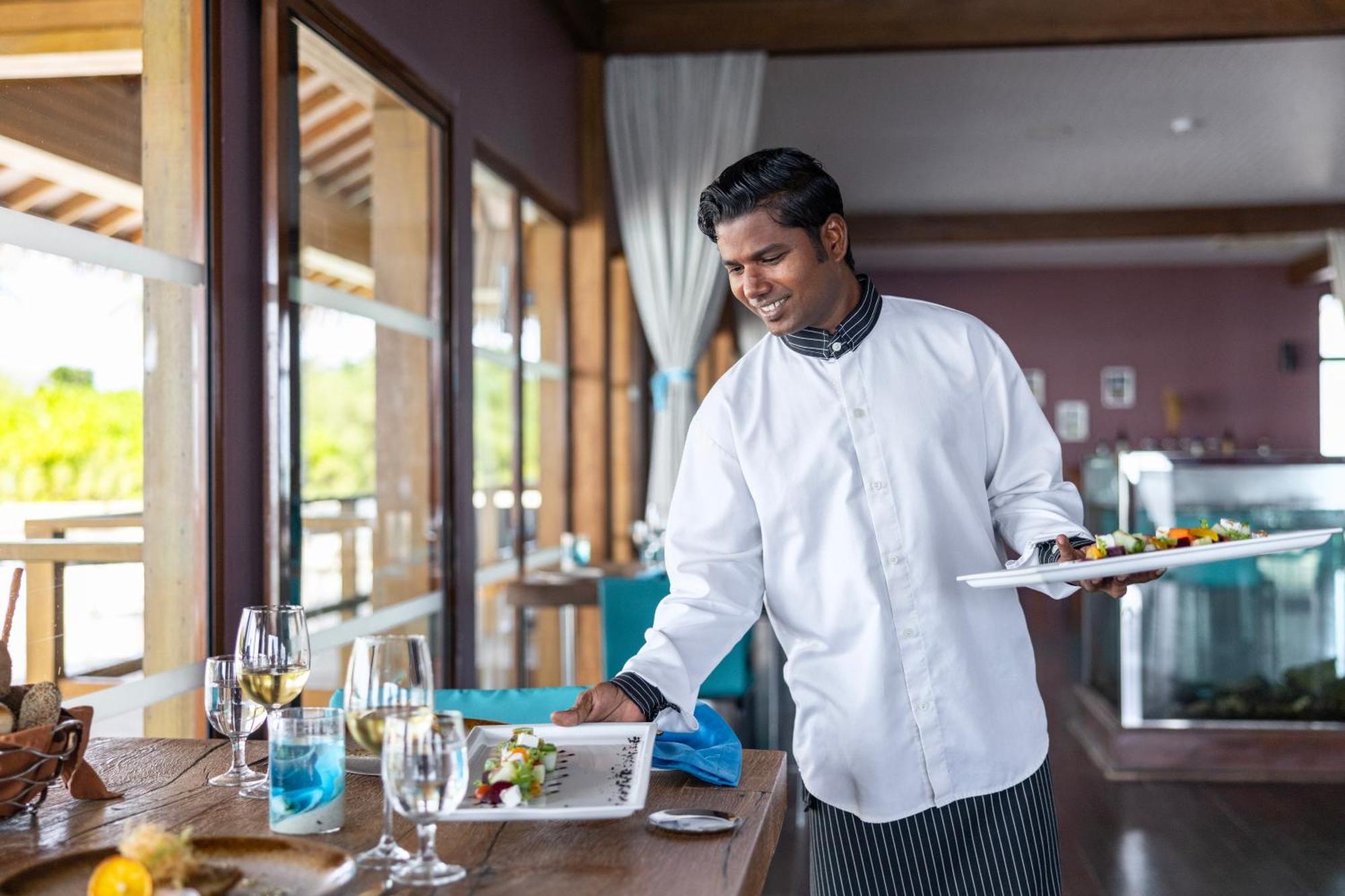 Отель Cocoon Maldives Kurendhoo Экстерьер фото