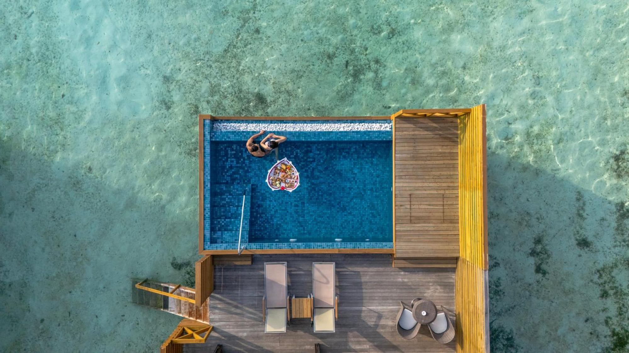 Отель Cocoon Maldives Kurendhoo Экстерьер фото