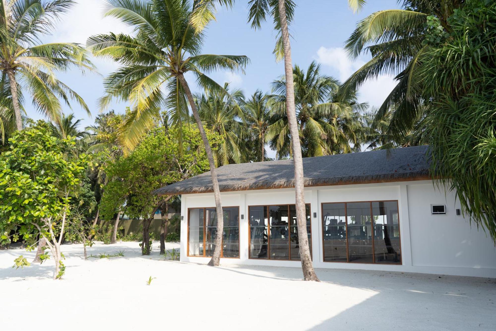 Отель Cocoon Maldives Kurendhoo Экстерьер фото