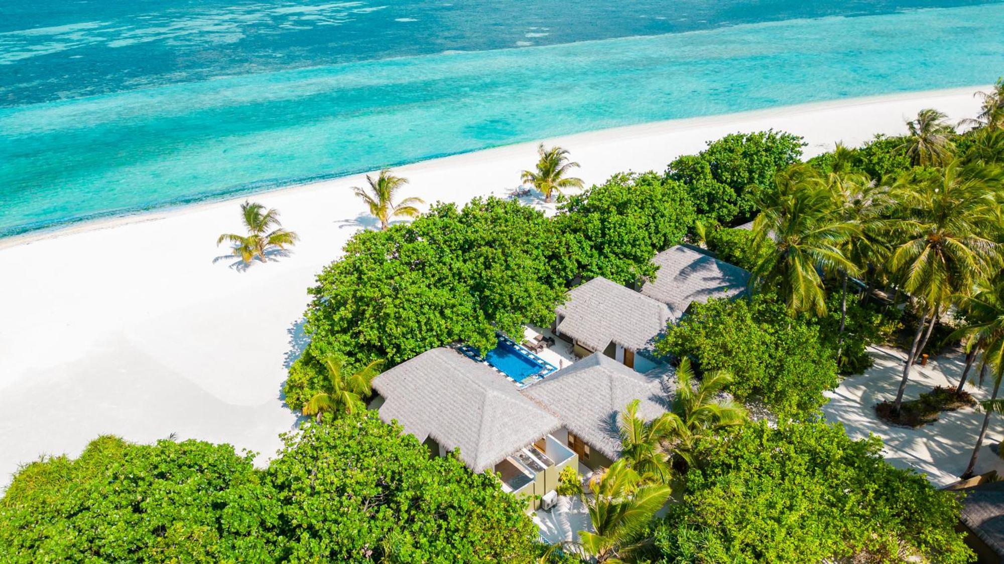 Отель Cocoon Maldives Kurendhoo Экстерьер фото